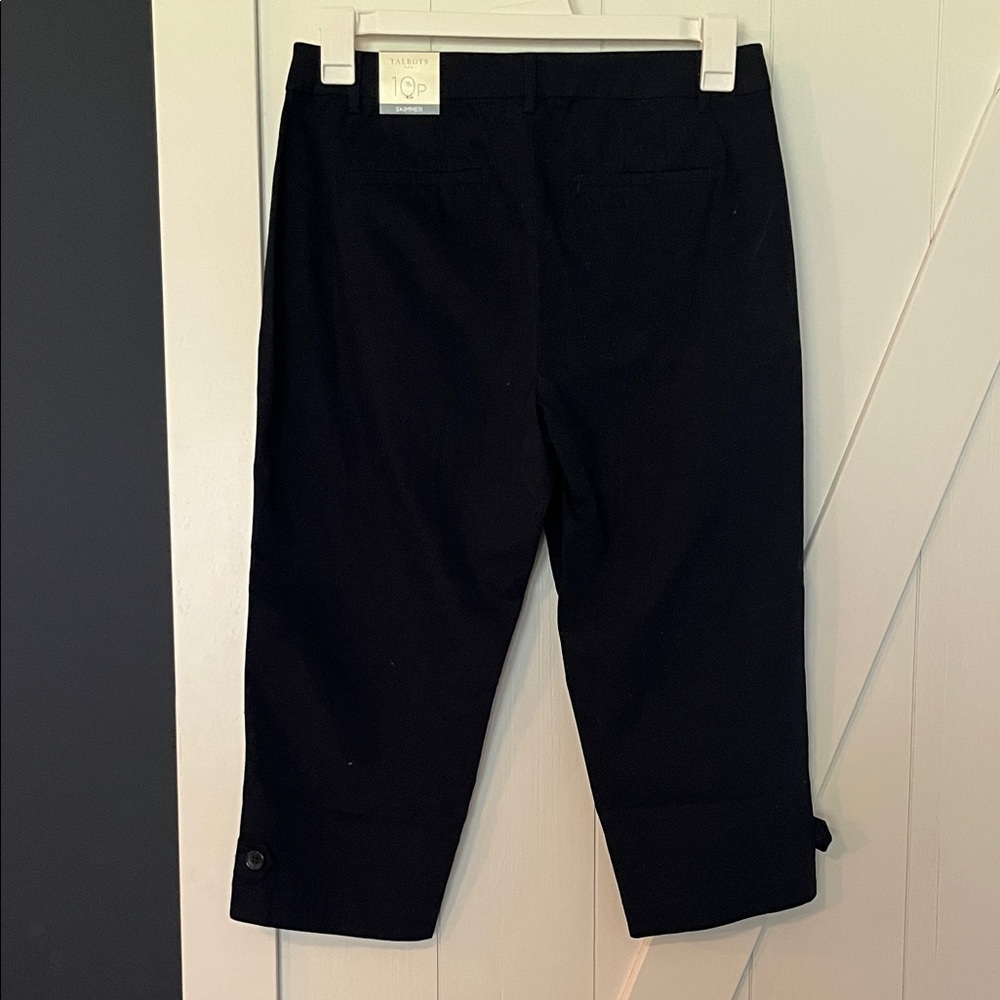 Talbots Black Skimmer Capri’s. NWT size 10P-perfect for summer!🖤 - Picture 6 of 9
